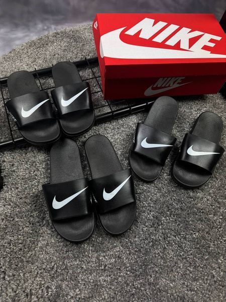 Шльопанці Nike Swoosh  024 фото